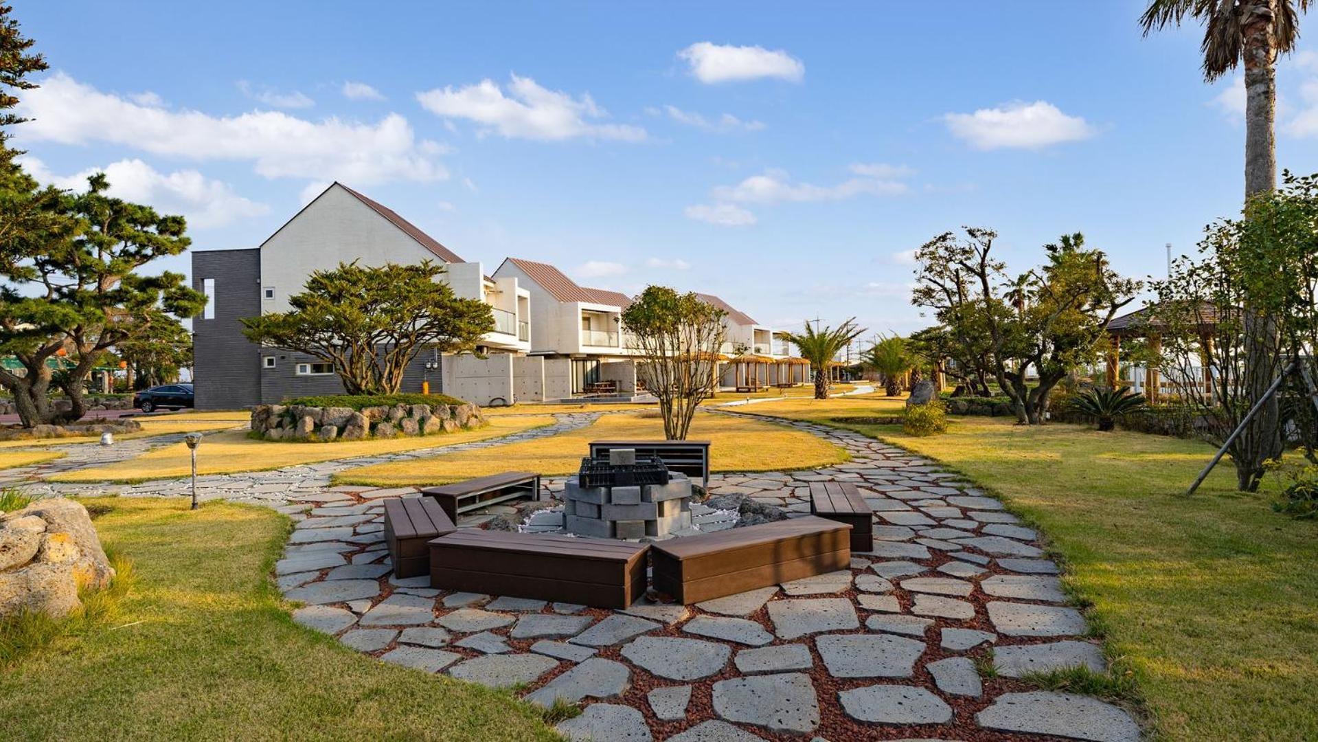 Jeju Badayeon Villa Seogwipo Zewnętrze zdjęcie